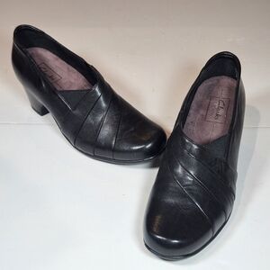 Clarks Professional Leather Slip-On Chunky Heel Shoes Size 8N Black Casual Comfy